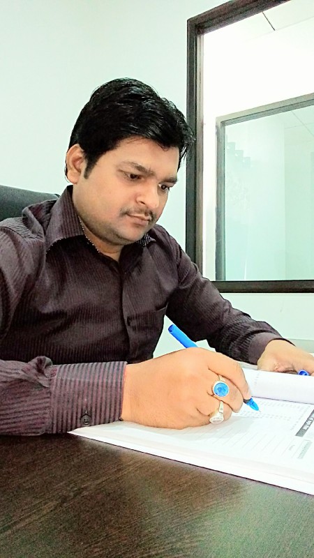 Rajneesh Mishra — Home Tutor in Lucknow