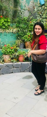 Kritika khurana — Home Tutor in Gurgaon