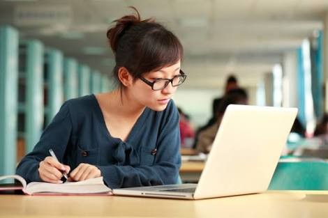 Priyanka Economics — Home Tutor in Chandigarh