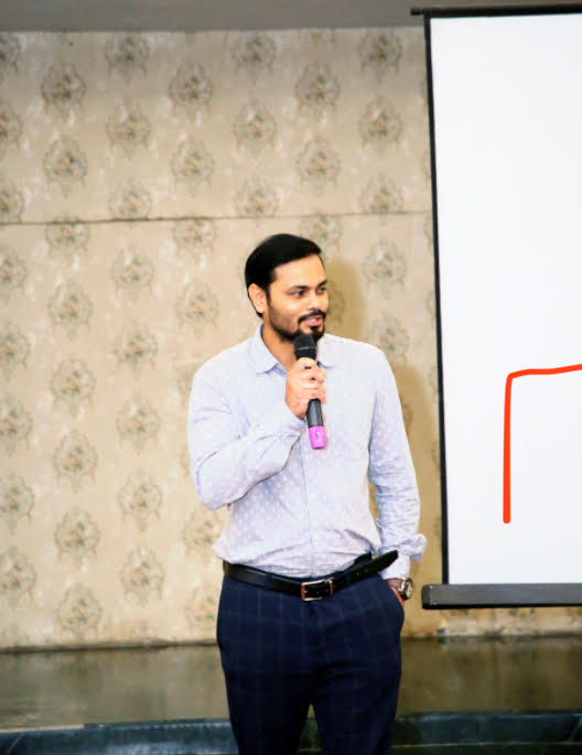 mohan pardhi - Jee Physics Tutor in Faridabad
